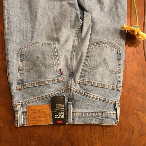 New Levi’s Ribcage Straight Ankle Raw Hem - Picture 8 of 8